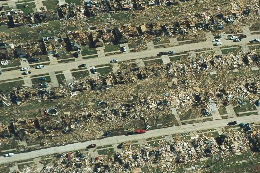 Overhead view of the destruction in an Oklahoma City neighborhood after the 1999 Bridge Creek–Moore tornado. 4 May 1999